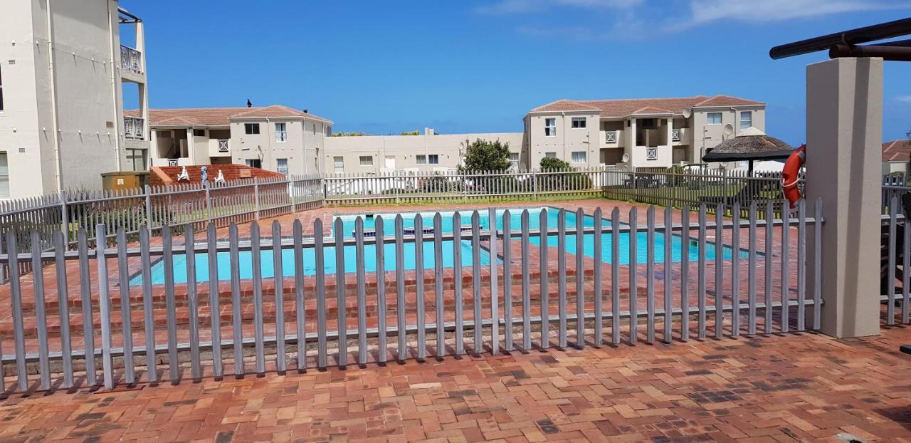 Hermanus Beach Club Apartment ภายนอก รูปภาพ