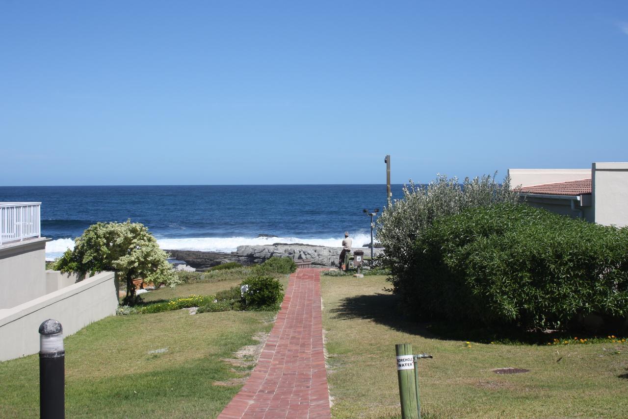 Hermanus Beach Club Apartment ภายนอก รูปภาพ